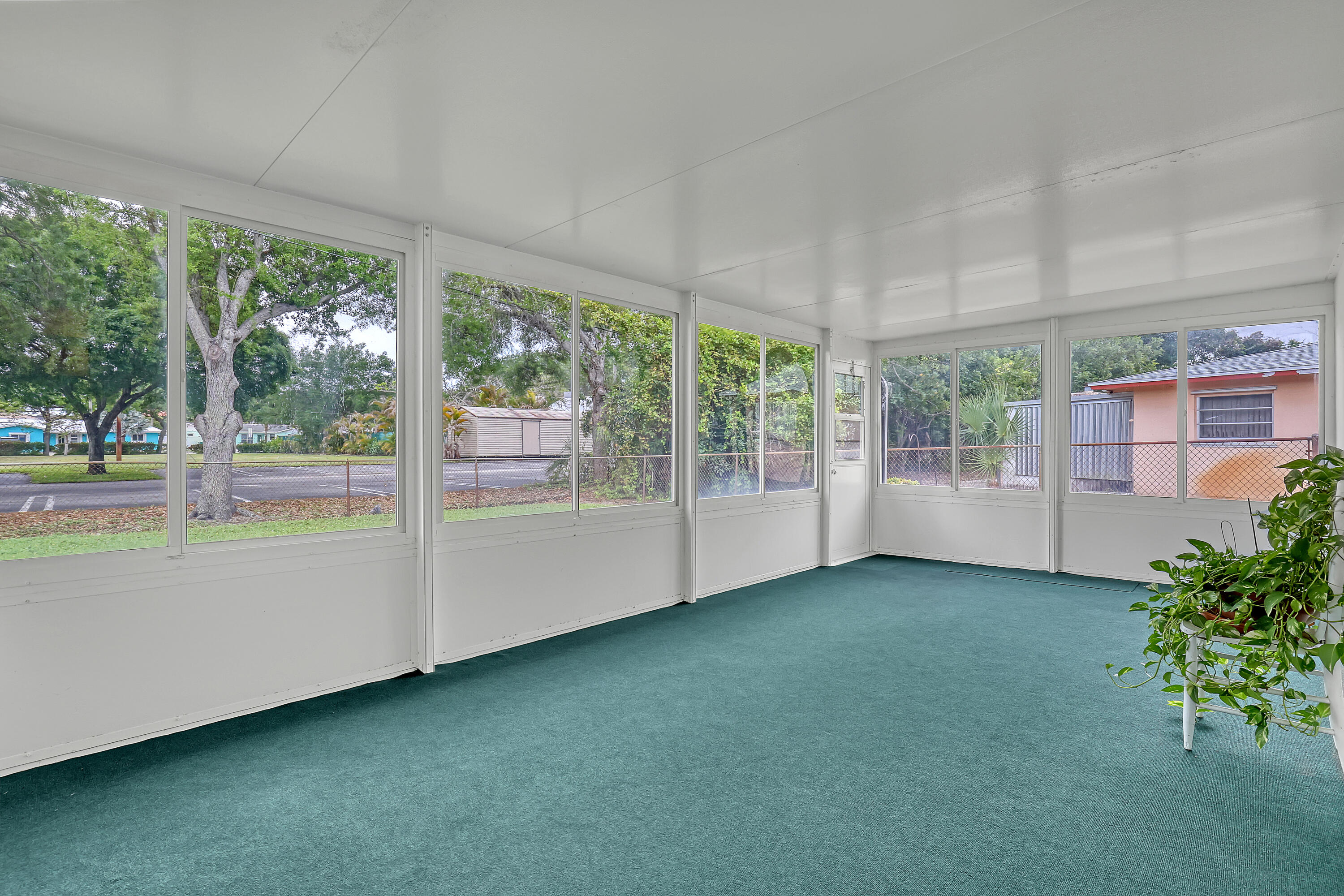 24 Pinetree Circle Tequesta, FL 33469 - Photo 27 of 39 24 Pinetree (28)