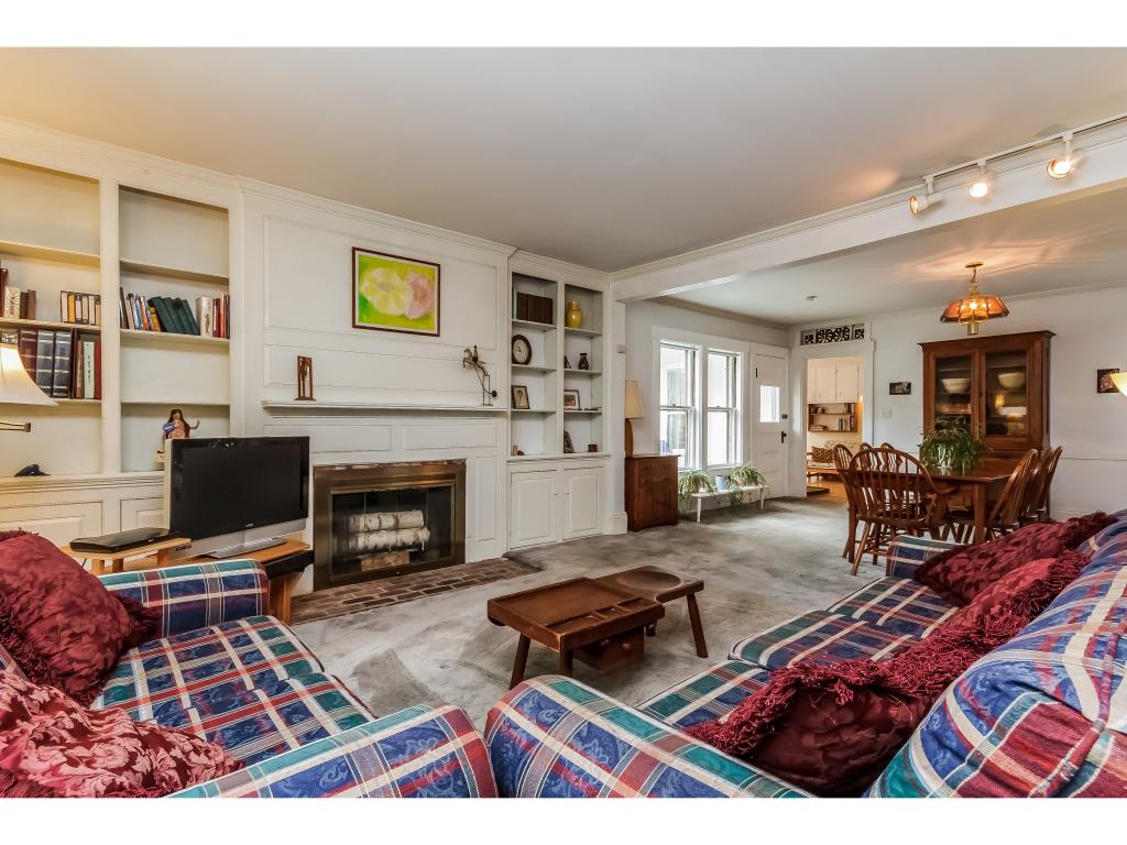 177 Bedford Road New Boston, NH 03070 - Photo 4 of 35 Gallery Image 4