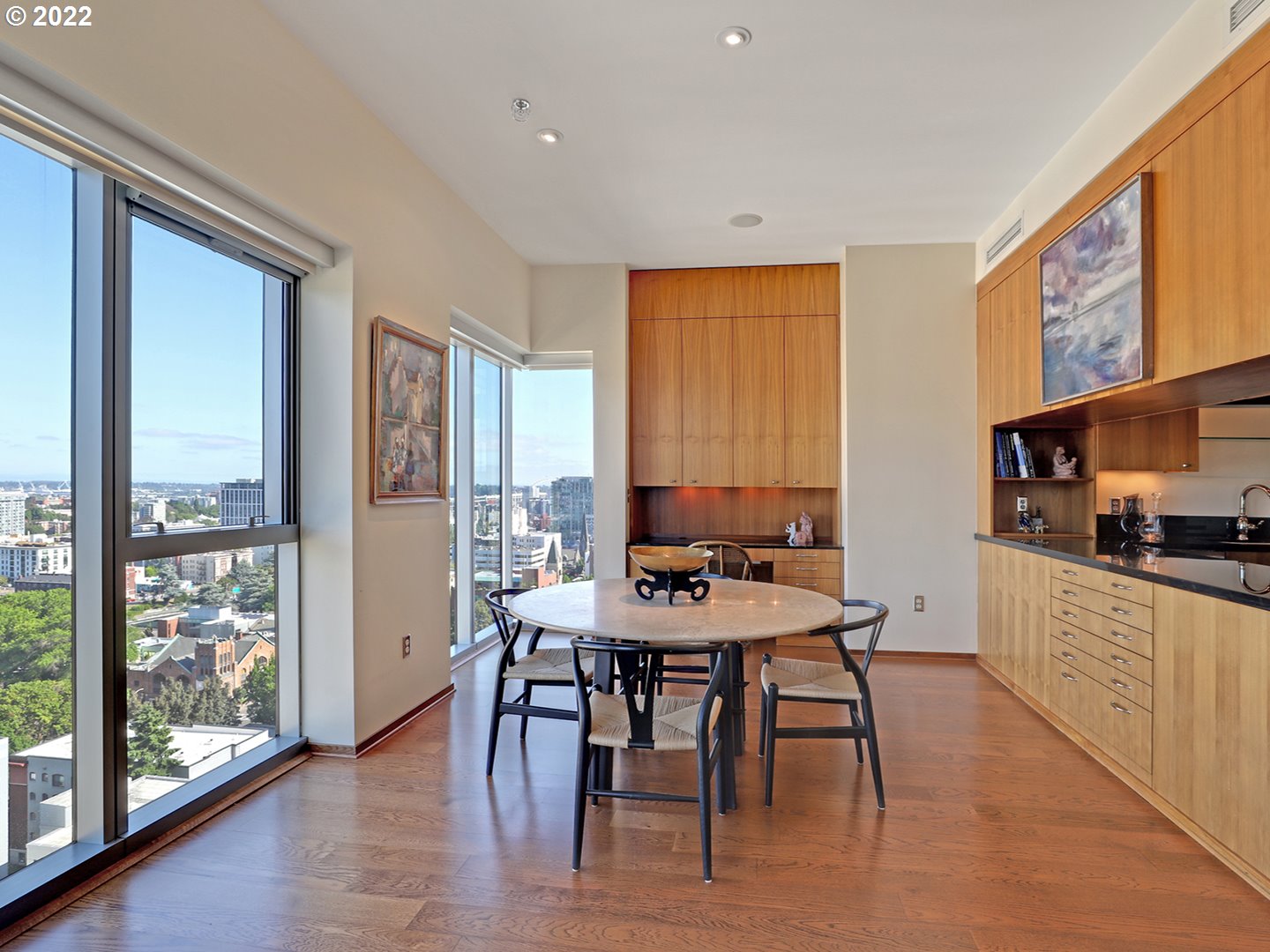 1221 Southwest 10th Avenue, Unit 1804 Portland, OR 97205 - Photo 13 of 32