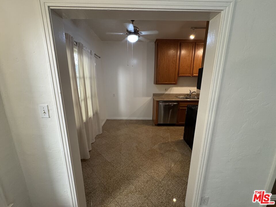 264 South Reeves Drive, Unit 101 Beverly Hills, CA 90212 - Photo 22 of 22