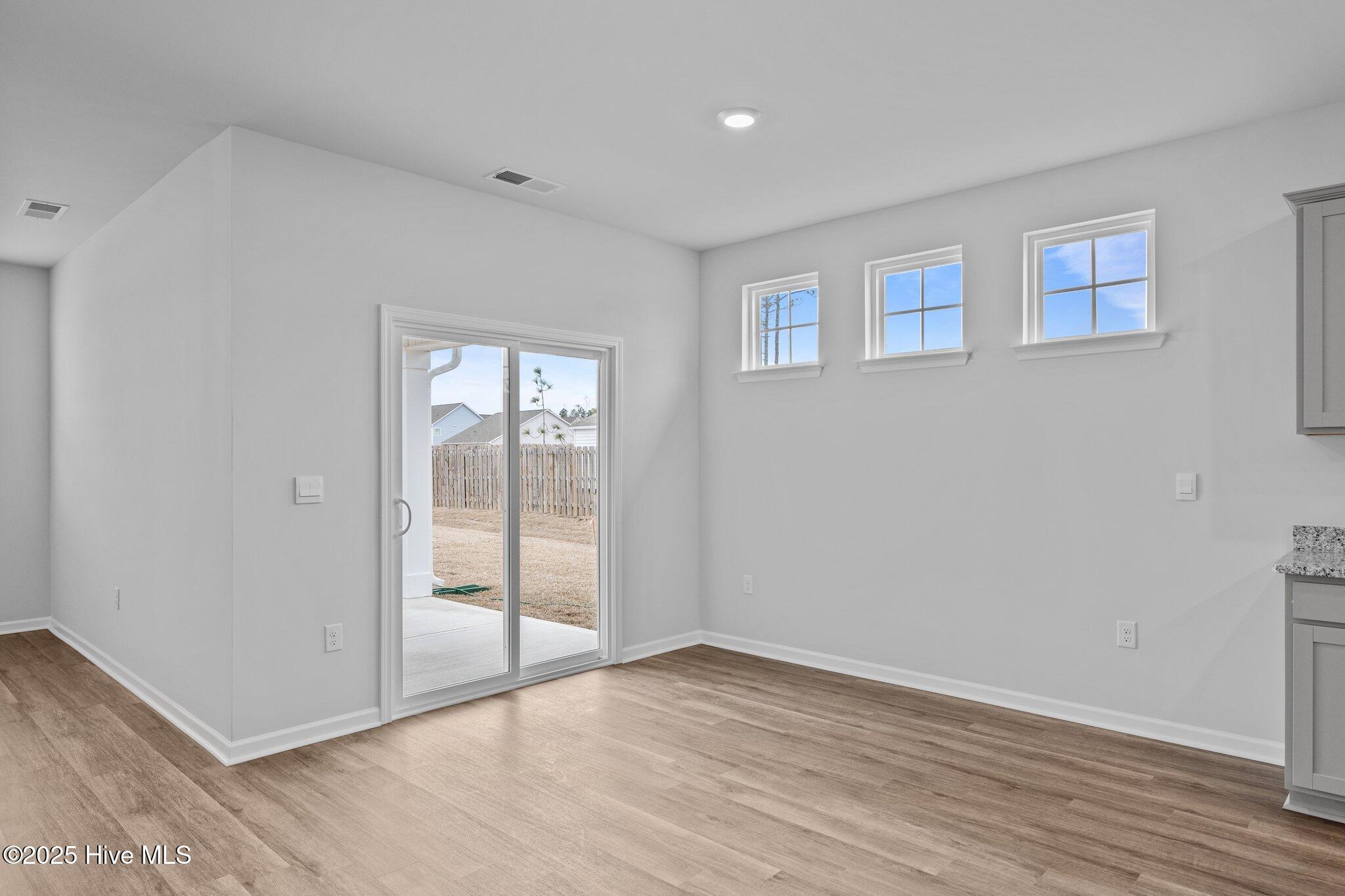 201 Jones Rdg Lane Newport, NC 28570 - Photo 13 of 47