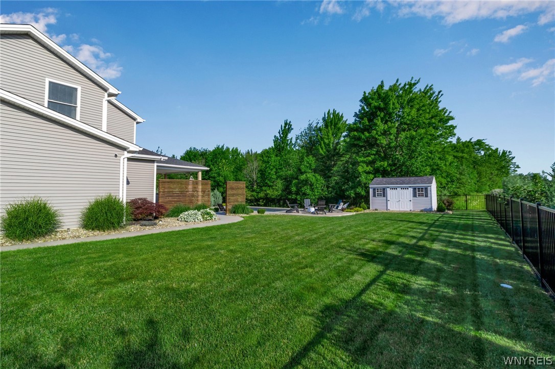 2 Magrum Lane Lancaster, NY 14086 - Photo 27 of 32