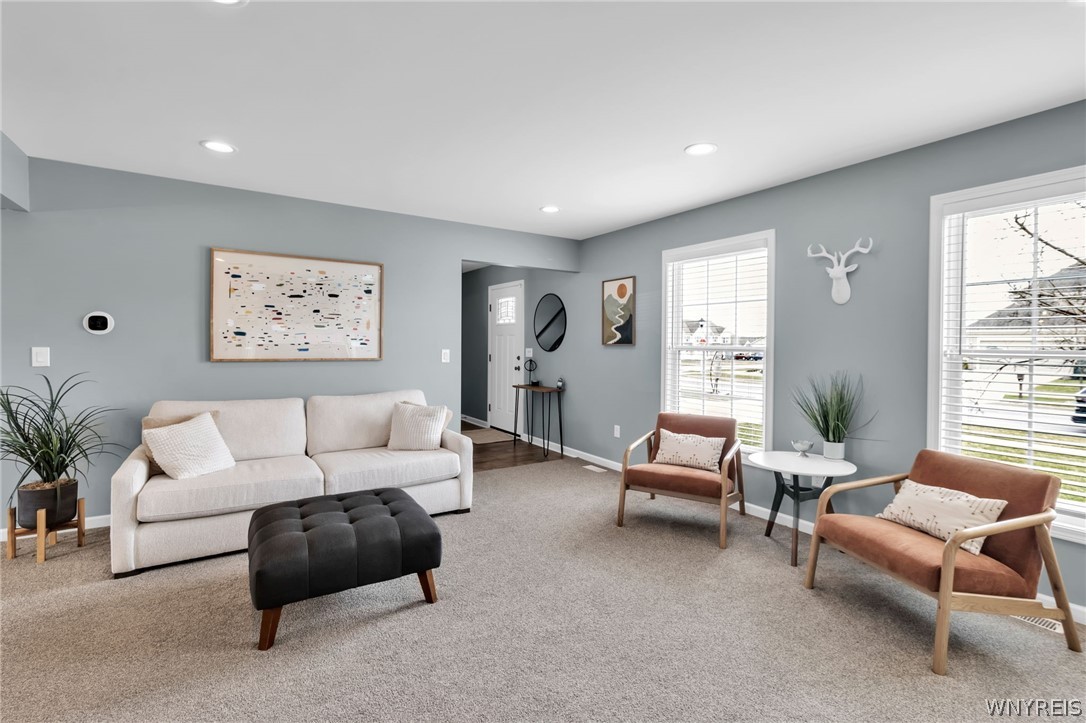 2 Magrum Lane Lancaster, NY 14086 - Photo 7 of 32