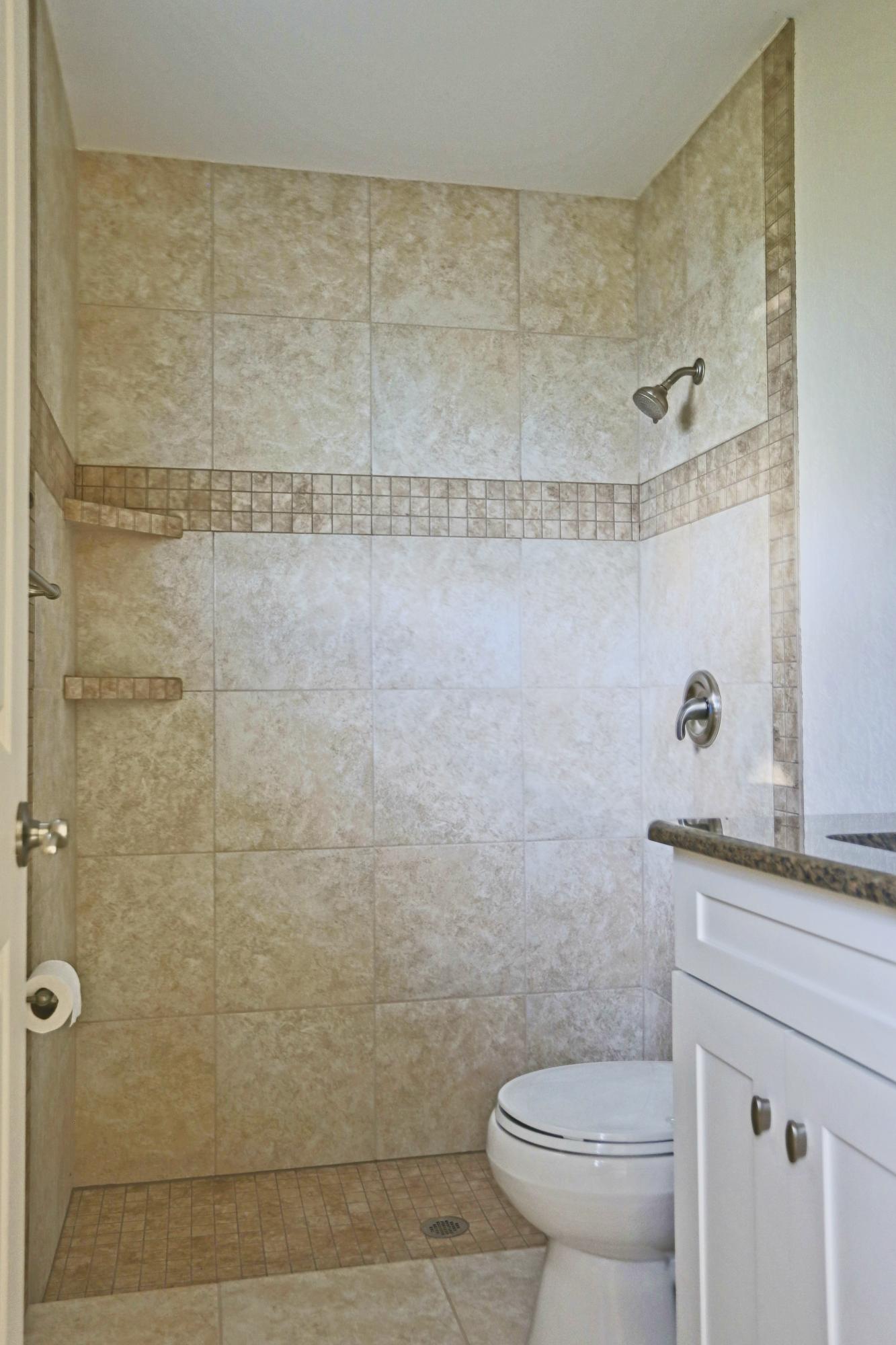 2492 Southeast Wishbone Road Port St. Lucie, FL 34952 - Photo 19 of 27 IMG_0648 Master Bathroom 1