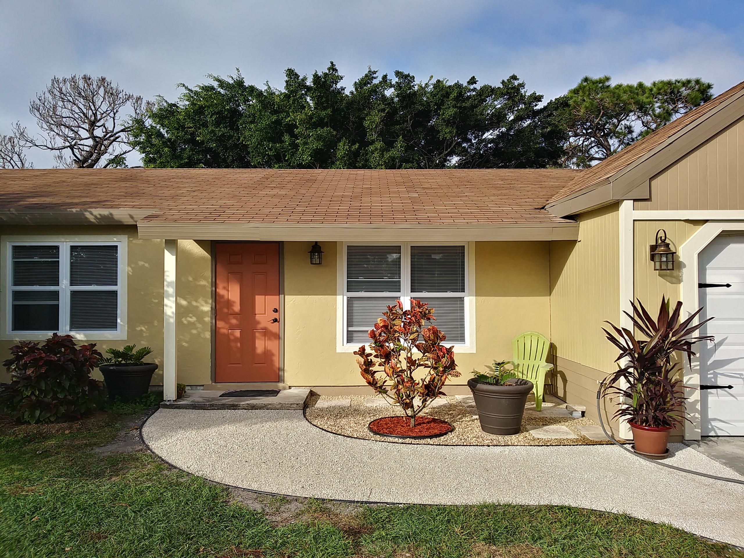 2492 Southeast Wishbone Road Port St. Lucie, FL 34952 - Photo 2 of 27 frontb