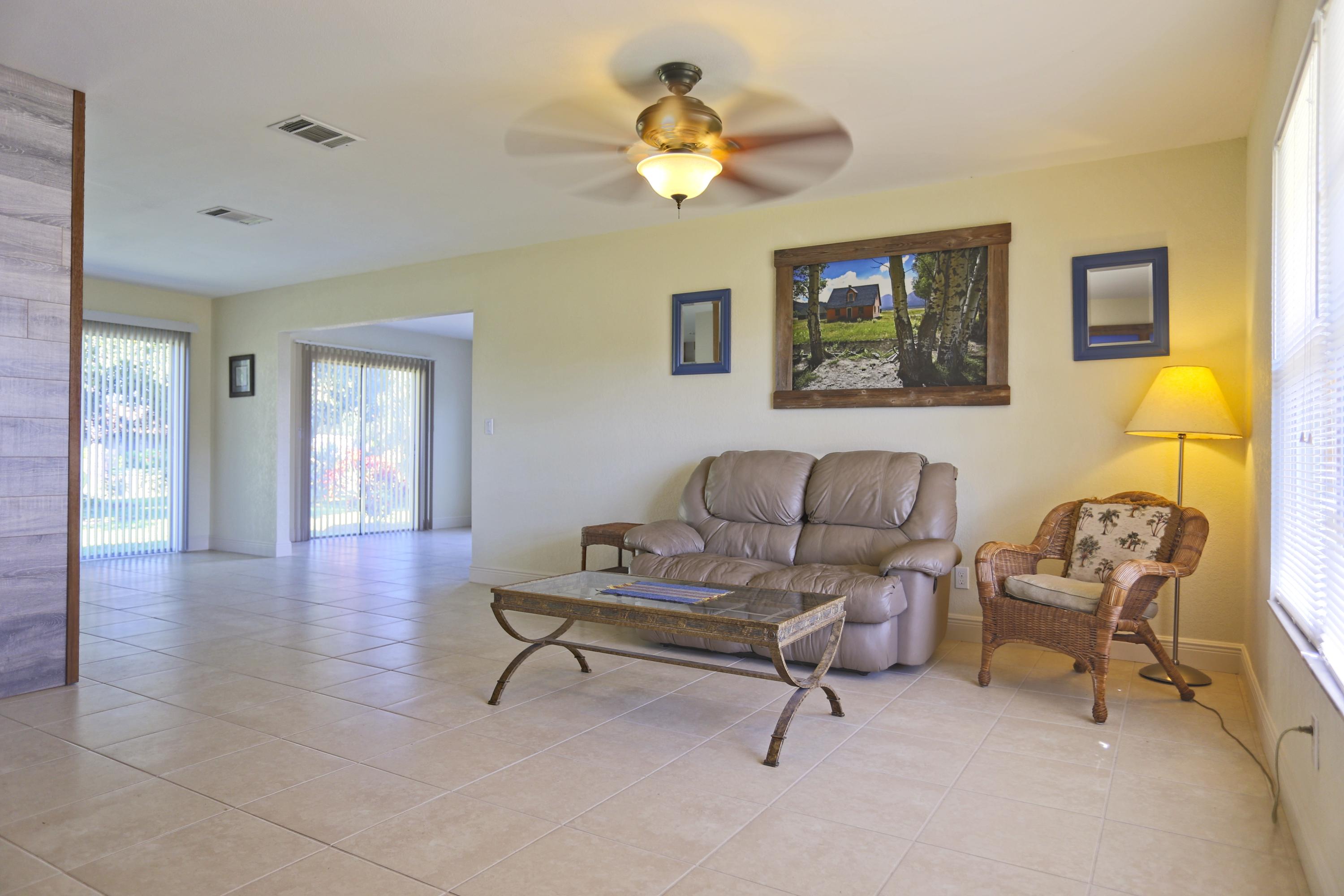 2492 Southeast Wishbone Road Port St. Lucie, FL 34952 - Photo 4 of 27 IMG_0670 Living Room