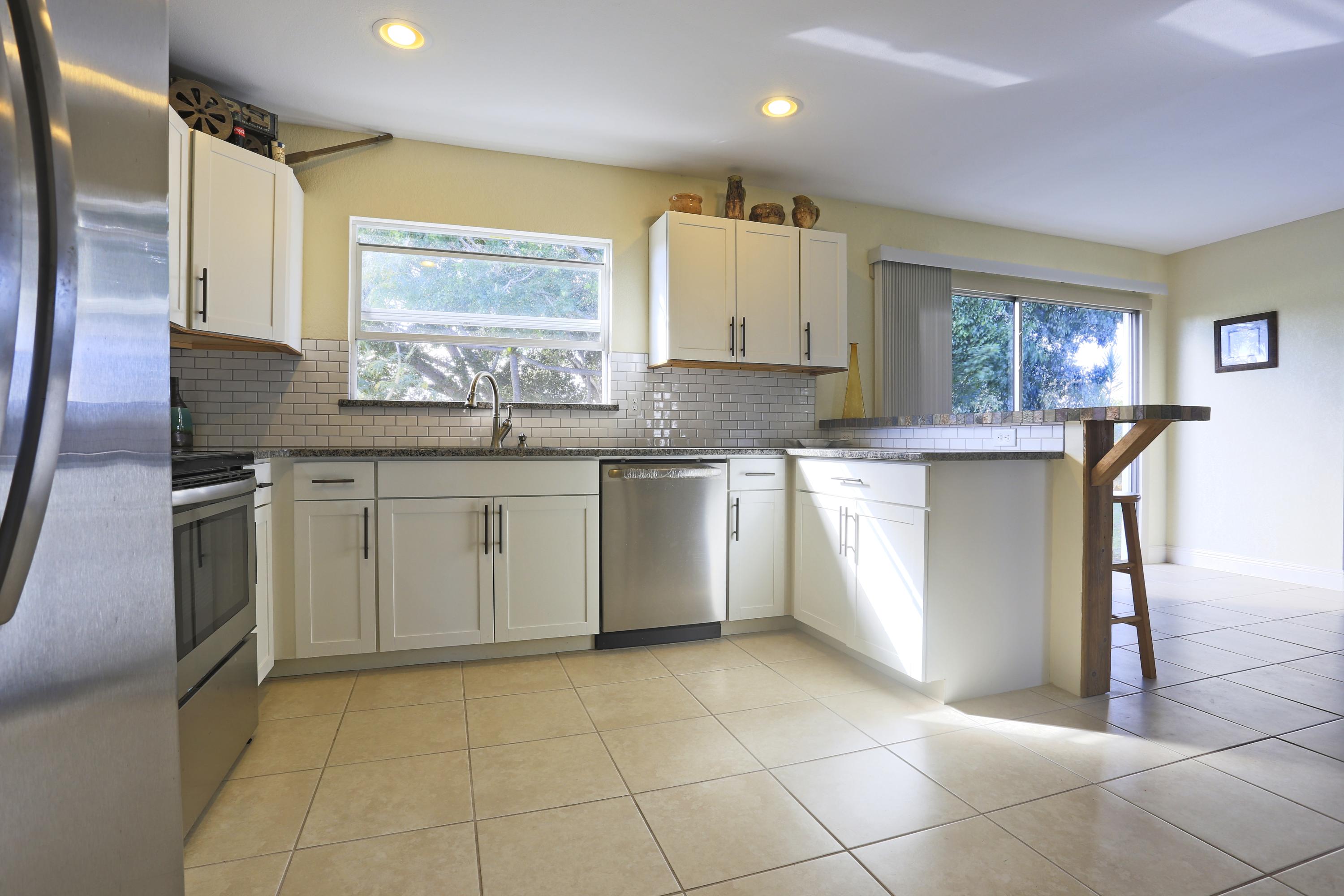 2492 Southeast Wishbone Road Port St. Lucie, FL 34952 - Photo 8 of 27 IMG_0767 Kitchen 2