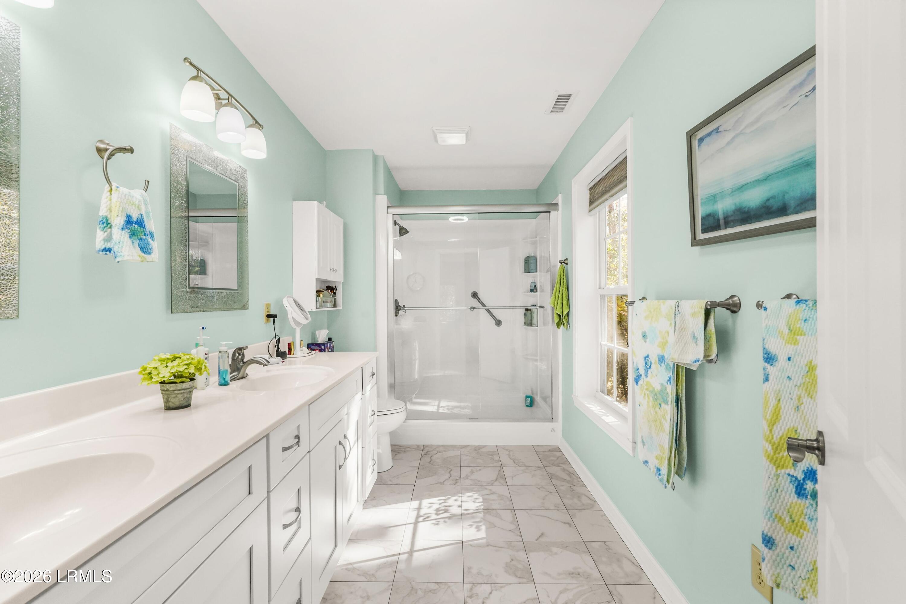 561 Sams Point Road Beaufort, SC 29907 - Photo 26 of 44 PRIMARY BATH