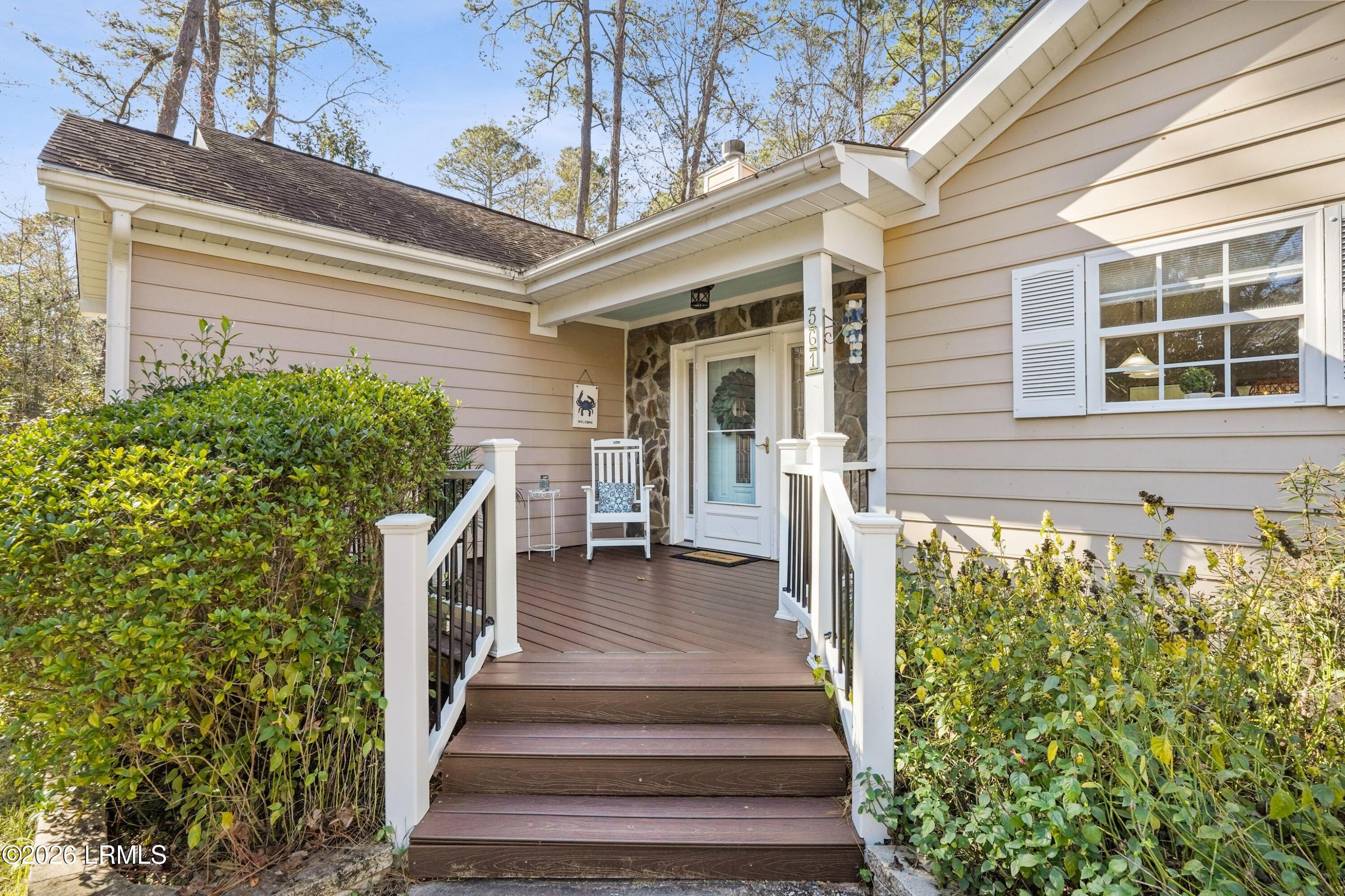 561 Sams Point Road Beaufort, SC 29907 - Photo 7 of 44 FRONT PORCH