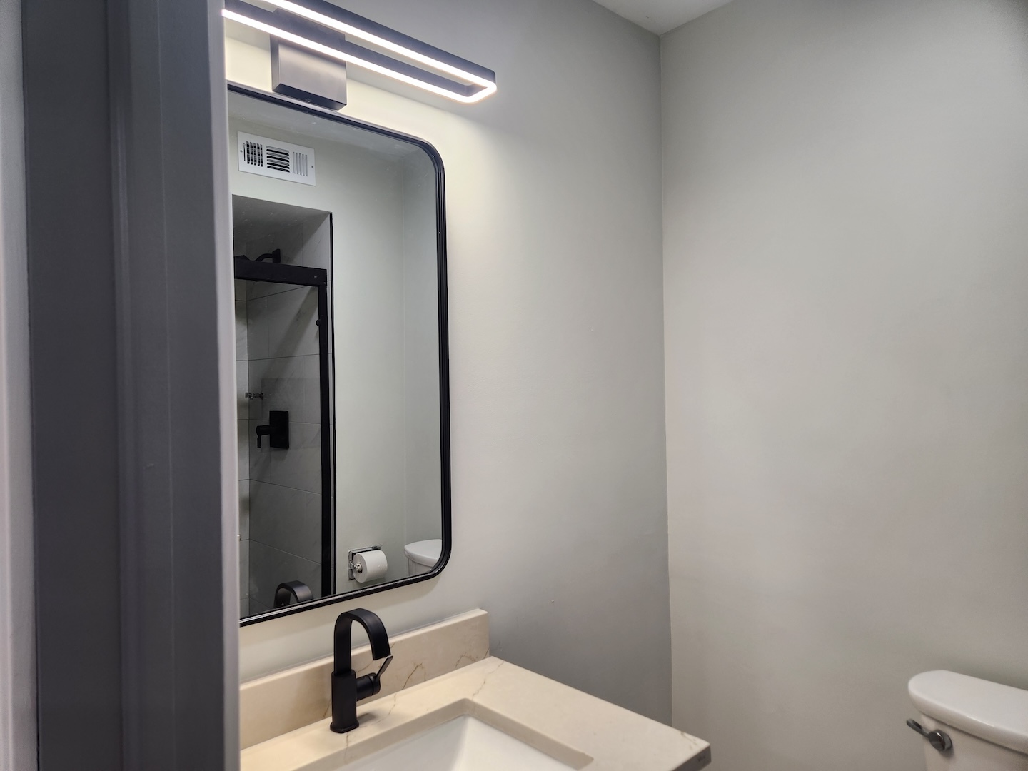 9242 Gross Point Road, Unit 107 Skokie, IL 60077 - Photo 8 of 9