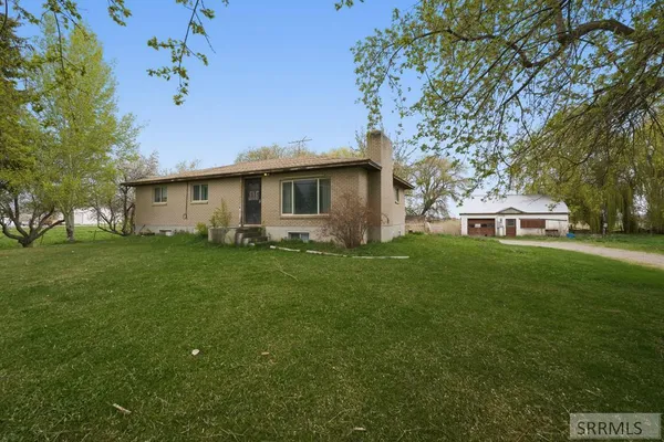 $360,000 | 792 North 3600 East, Menan, ID 83434