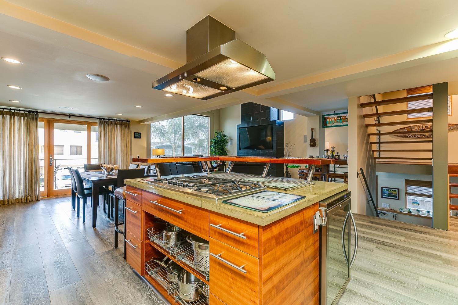 144 Pasadena Avenue Oxnard, CA 93035 - Photo 16 of 42 a view of a dining room with furniture window and wooden floor
