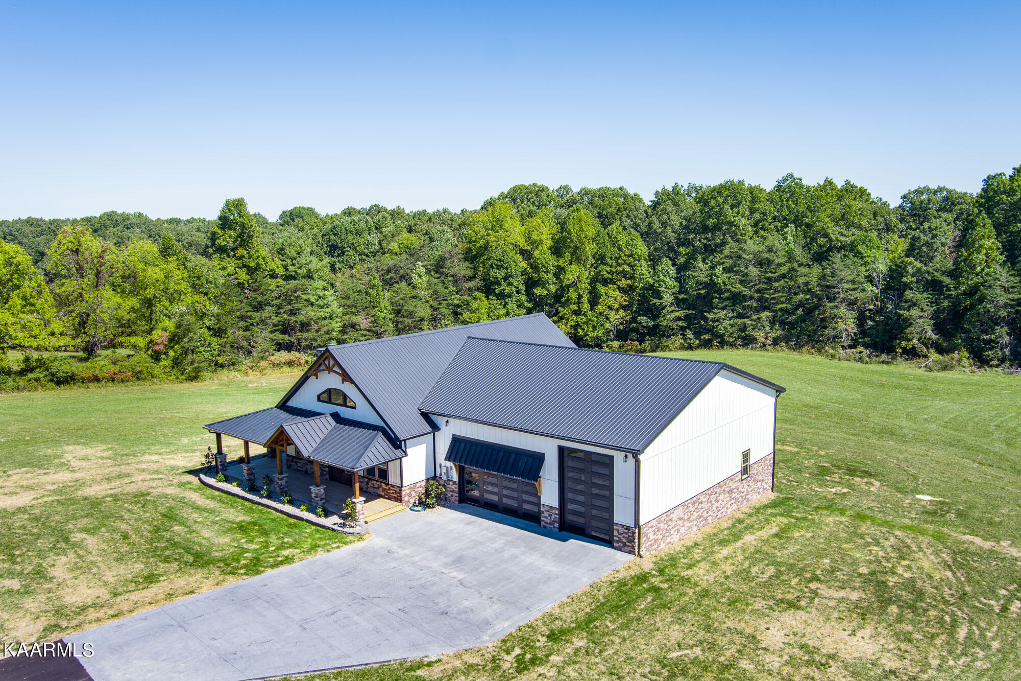 2191 Northrup Falls Road Jamestown, TN 38556 - Photo 2 of 49 mls-2191 Northrup Fall Rd Jamestown-001_