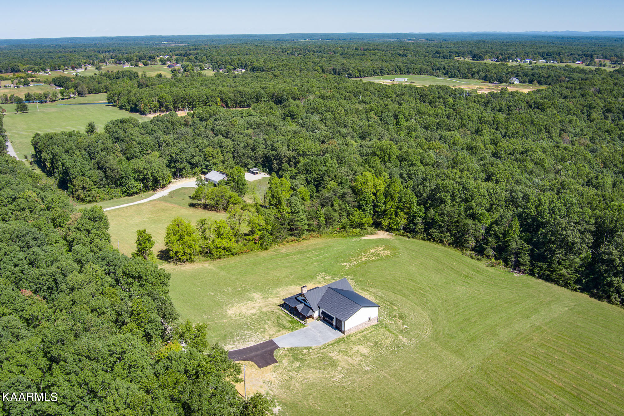 2191 Northrup Falls Road Jamestown, TN 38556 - Photo 5 of 49 mls-2191 Northrup Fall Rd Jamestown-004_