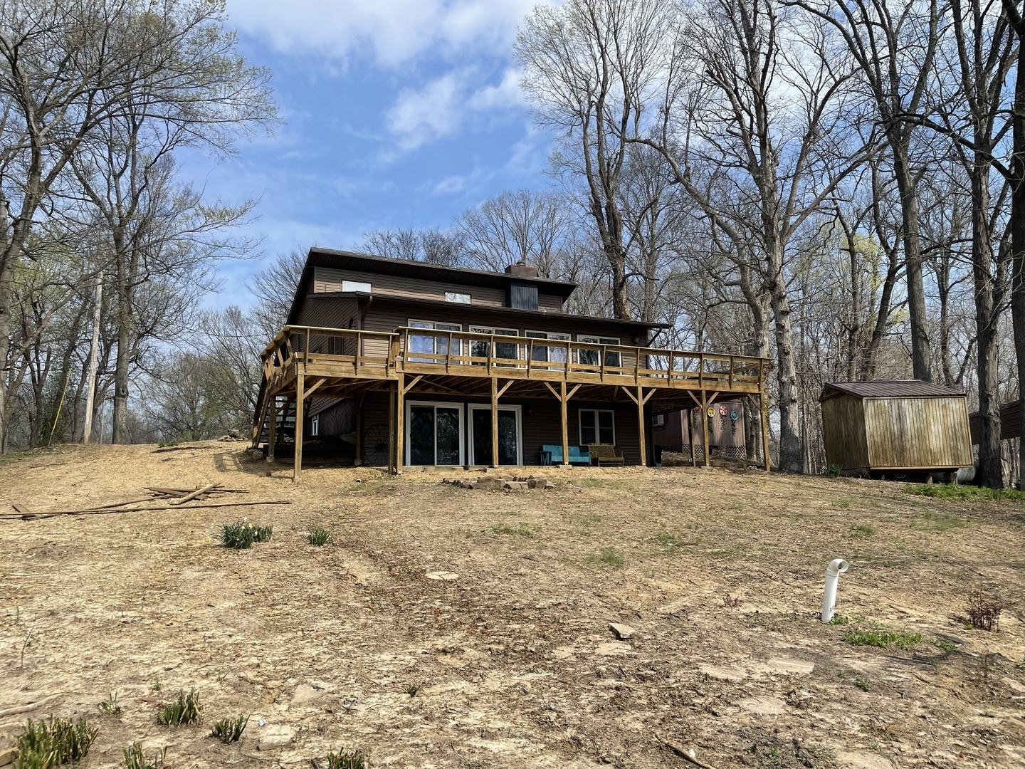 3512 Riverview Lake Road Metropolis, IL 62960 - Photo 18 of 20 a front view of a house with a yard