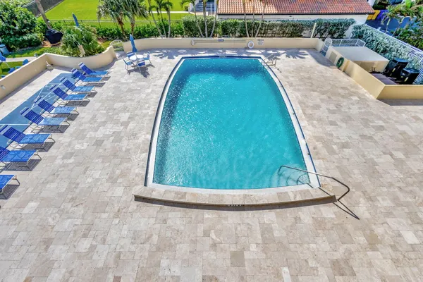 $629,000 | 630 Ocean Drive, Unit 407, Juno Beach, FL 33408