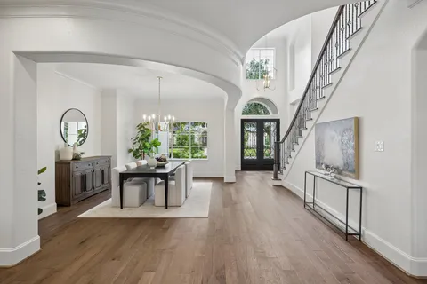 $1,595,000 | 6010 Isla Vista Court, Houston, TX 77041
