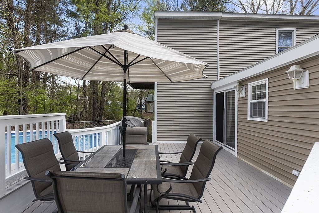 273 Whalom Road Lunenburg, MA 01462 - Photo 12 of 42 Gallery Image 12