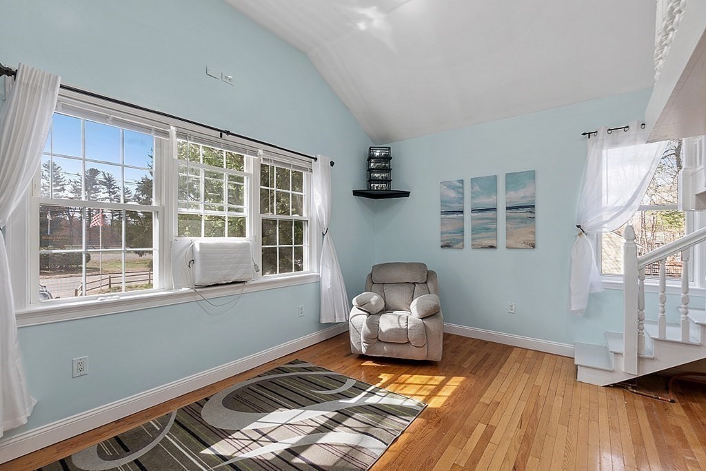 273 Whalom Road Lunenburg, MA 01462 - Photo 17 of 42 Gallery Image 17