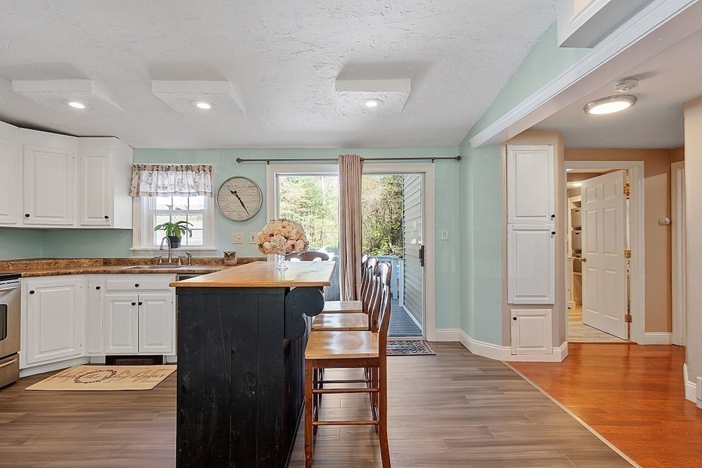 273 Whalom Road Lunenburg, MA 01462 - Photo 27 of 42 Gallery Image 27