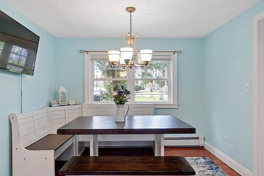 273 Whalom Road Lunenburg, MA 01462 - Photo 9 of 42 Gallery Image 9