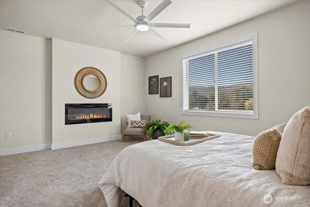 a bathroom with a sink vanity and a mirror