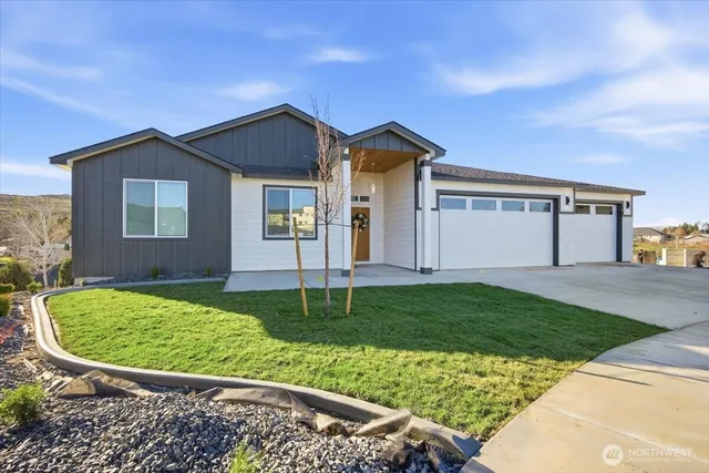 $600,000 | 1040 South Florida Place, Kennewick, WA 99338