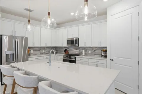 $569,000 | 18364 Ridgeline Drive, Estero, FL 33928