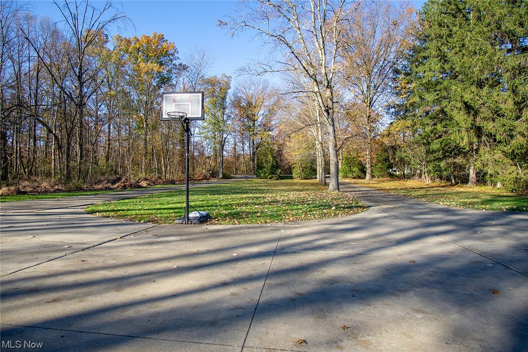 433 North Raccoon Road Youngstown, OH 44515 - Photo 28 of 29 Gallery Image 28