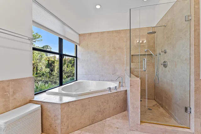 $7,995,000 | 2494 Southeast Ranch Acres Circle, Jupiter, FL 33478