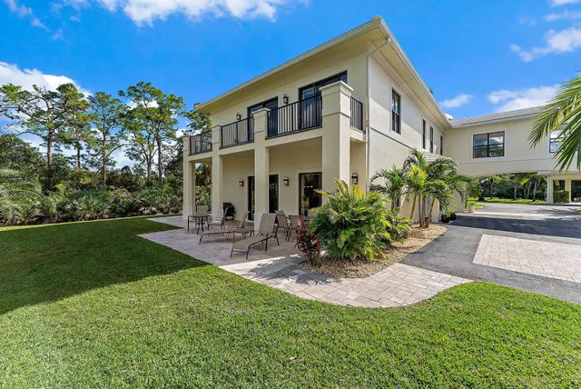 $7,995,000 | 2494 Southeast Ranch Acres Circle, Jupiter, FL 33478