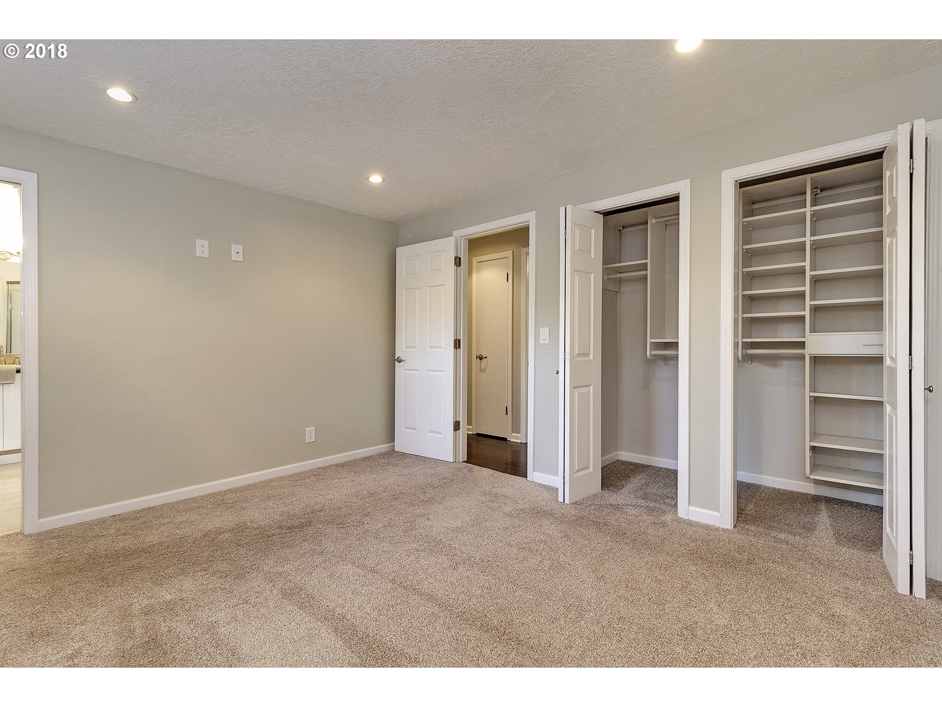 7125 Southwest Sorrento Road Beaverton, OR 97008 - Photo 11 of 25 Bedroom, Primary