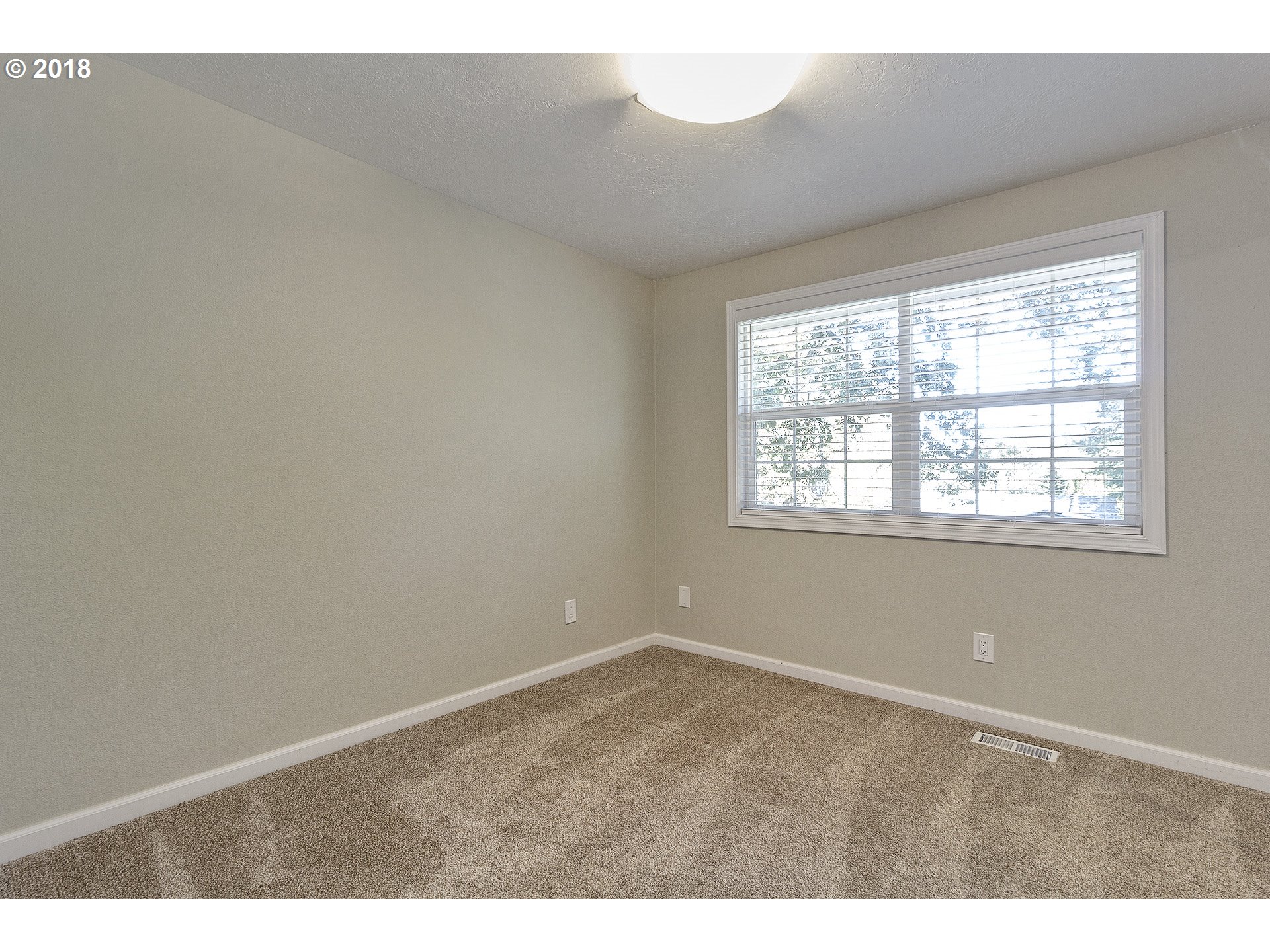 7125 Southwest Sorrento Road Beaverton, OR 97008 - Photo 15 of 25 Bedroom