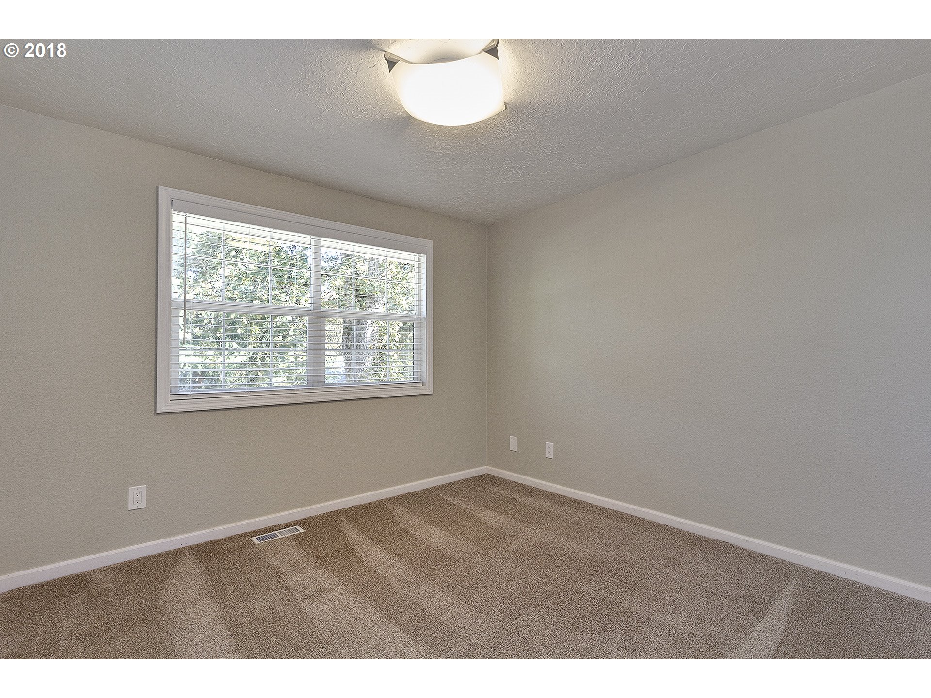 7125 Southwest Sorrento Road Beaverton, OR 97008 - Photo 16 of 25 Bedroom