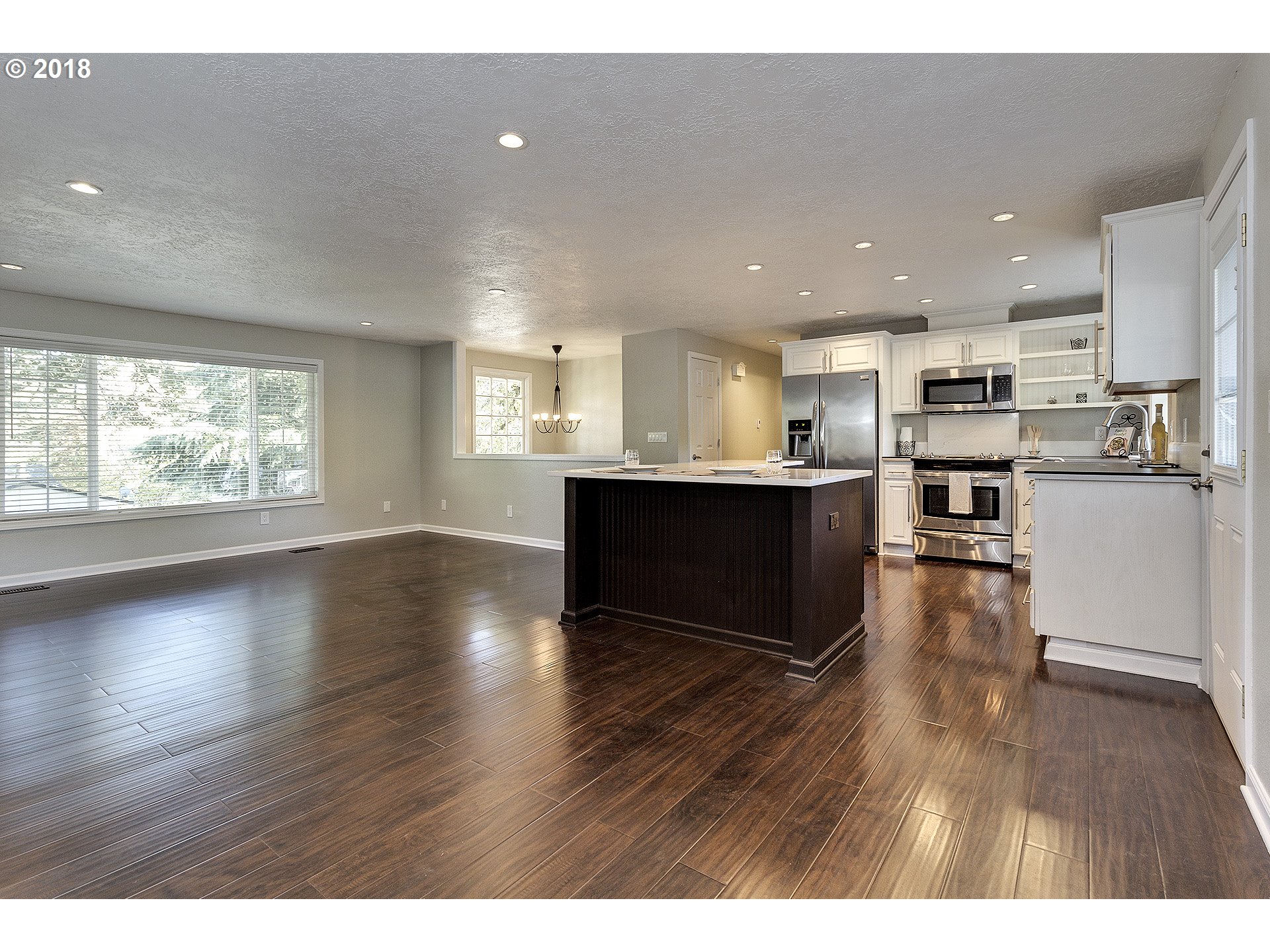 7125 Southwest Sorrento Road Beaverton, OR 97008 - Photo 7 of 25 Gallery Image 7