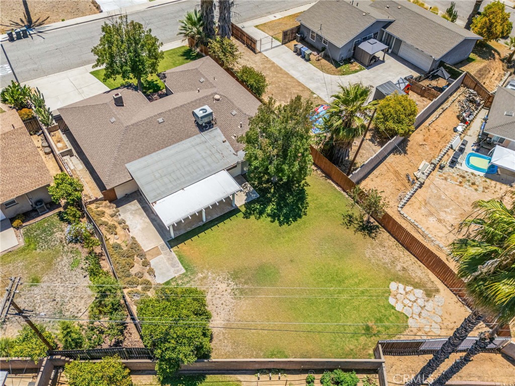 2973 Flanders Road Riverside, CA 92507 - Photo 9 of 55