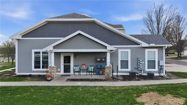 $265,000 | 11761 South Roundtree Street, Olathe, KS 66061