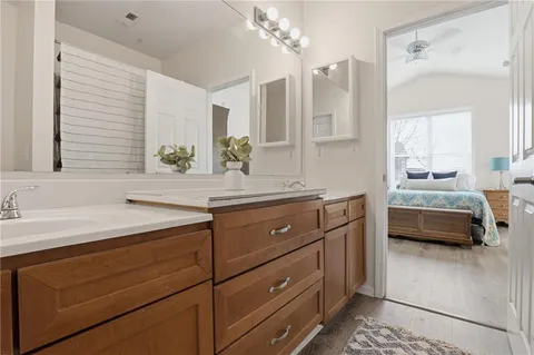 $275,000 | 11761 South Roundtree Street, Olathe, KS 66061