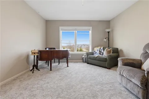 $275,000 | 11761 South Roundtree Street, Olathe, KS 66061