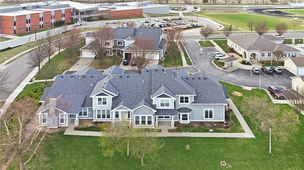 11761 South Roundtree Street Olathe, KS 66061 - Photo 17 of 30