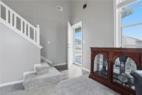 $275,000 | 11761 South Roundtree Street, Olathe, KS 66061