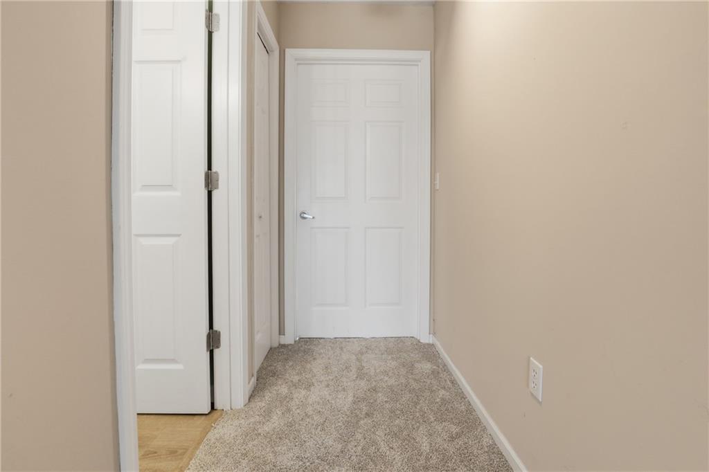 11761 South Roundtree Street Olathe, KS 66061 - Photo 10 of 30