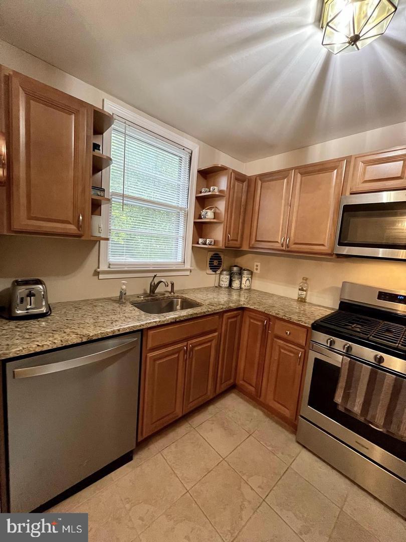 306 Media Line Road Newtown Square, PA 19073 - Photo 5 of 41