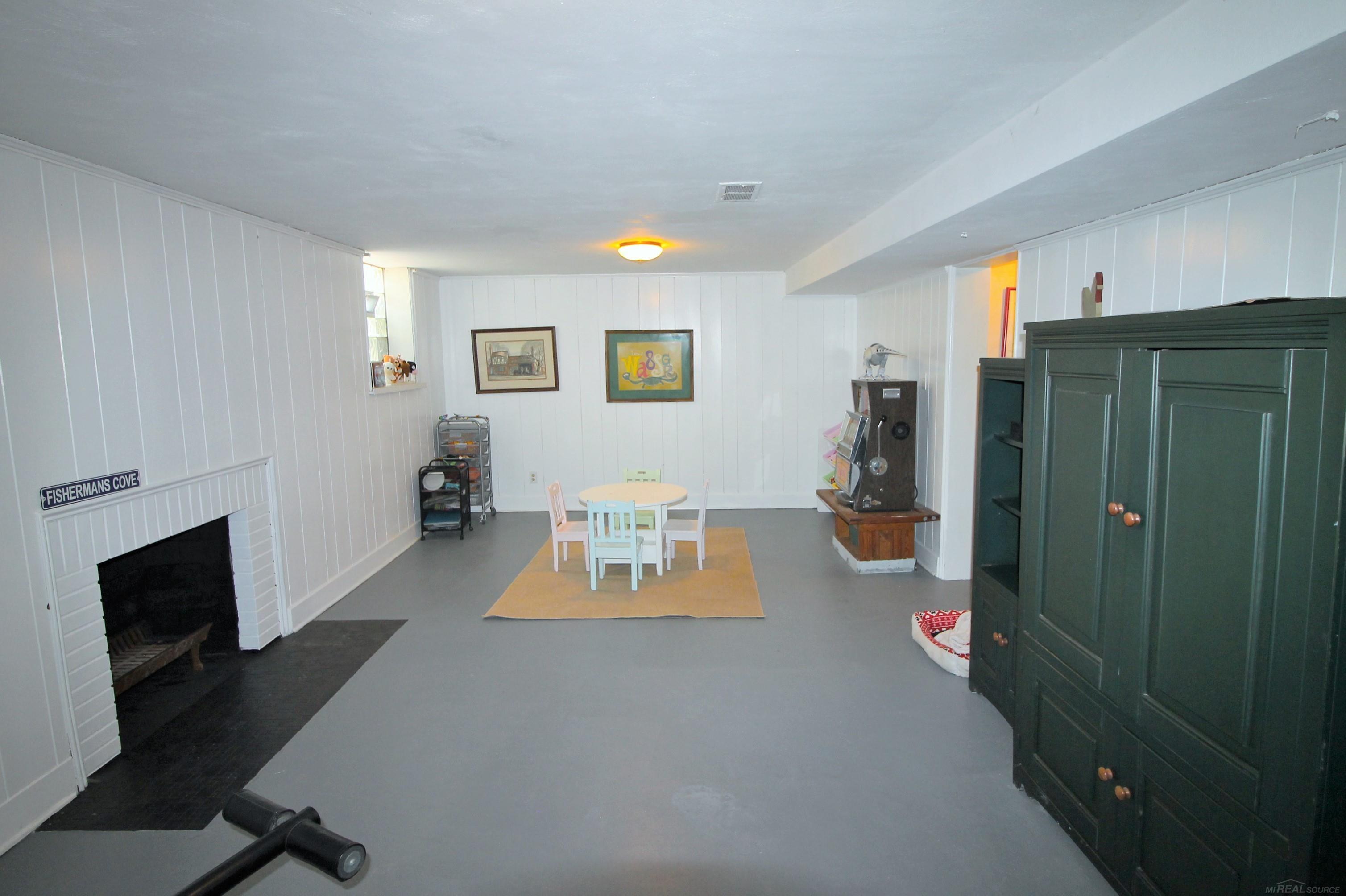 1026 Audubon Road Grosse Pointe, MI 48230 - Photo 42 of 55 50110683-41.JPG