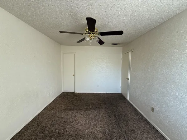 $1,695 | 1021 Pleasant Valley Lane, Arlington, TX 76015