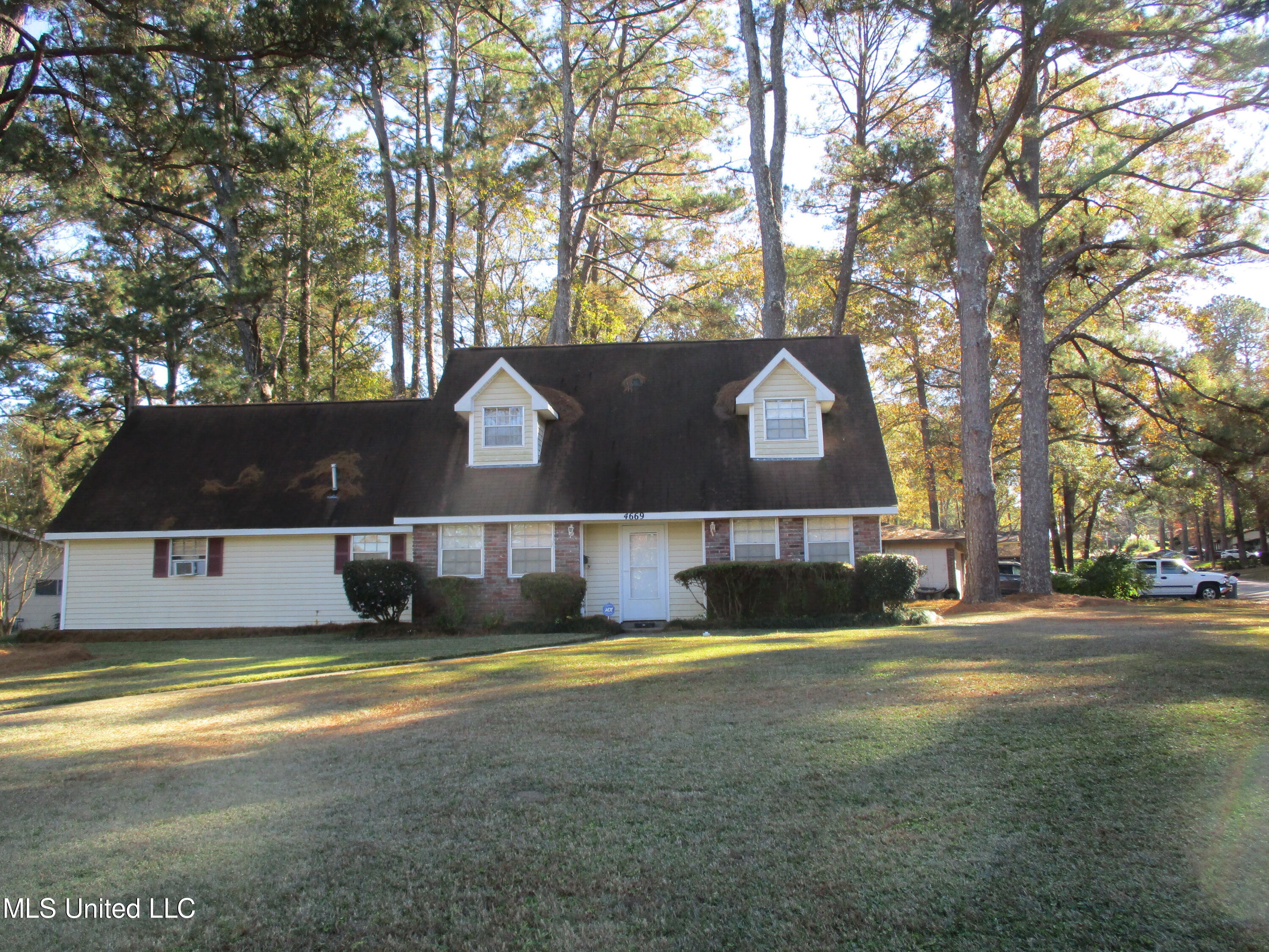 4669 Nisqually Road Jackson, MS 39206 - Photo 1 of 36 IMG_0056