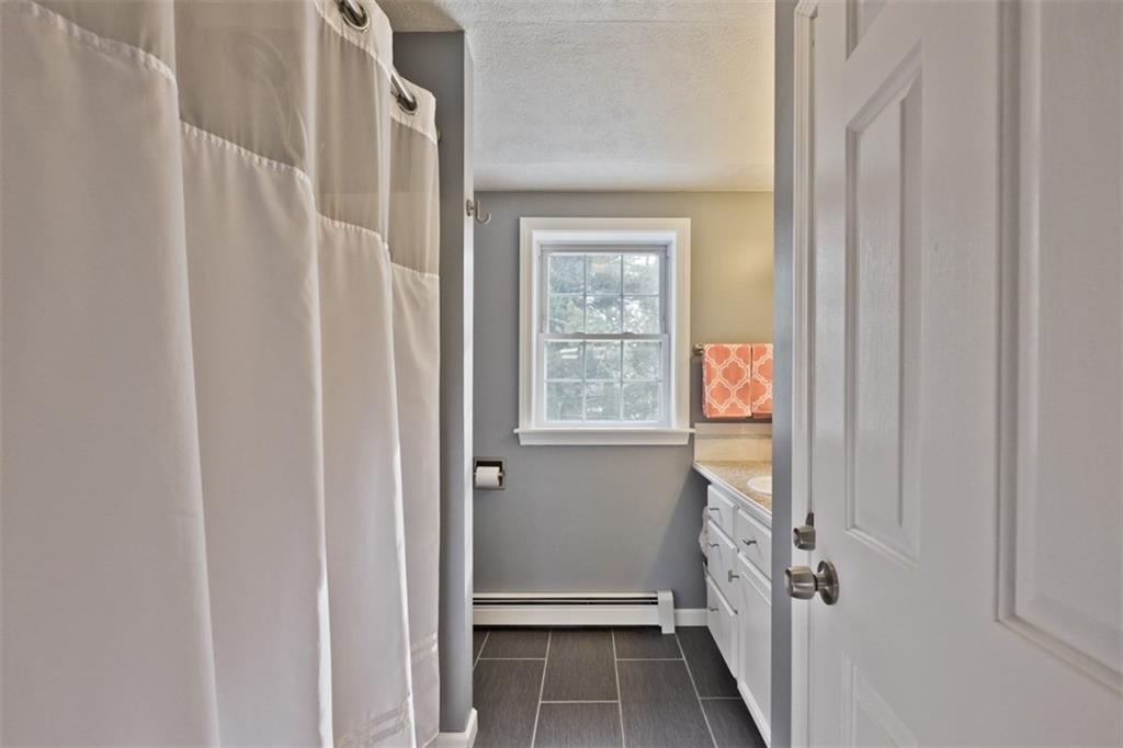 500 Sand Pond Road Limington, ME 04049 - Photo 25 of 34 2nd Floor Full Bath