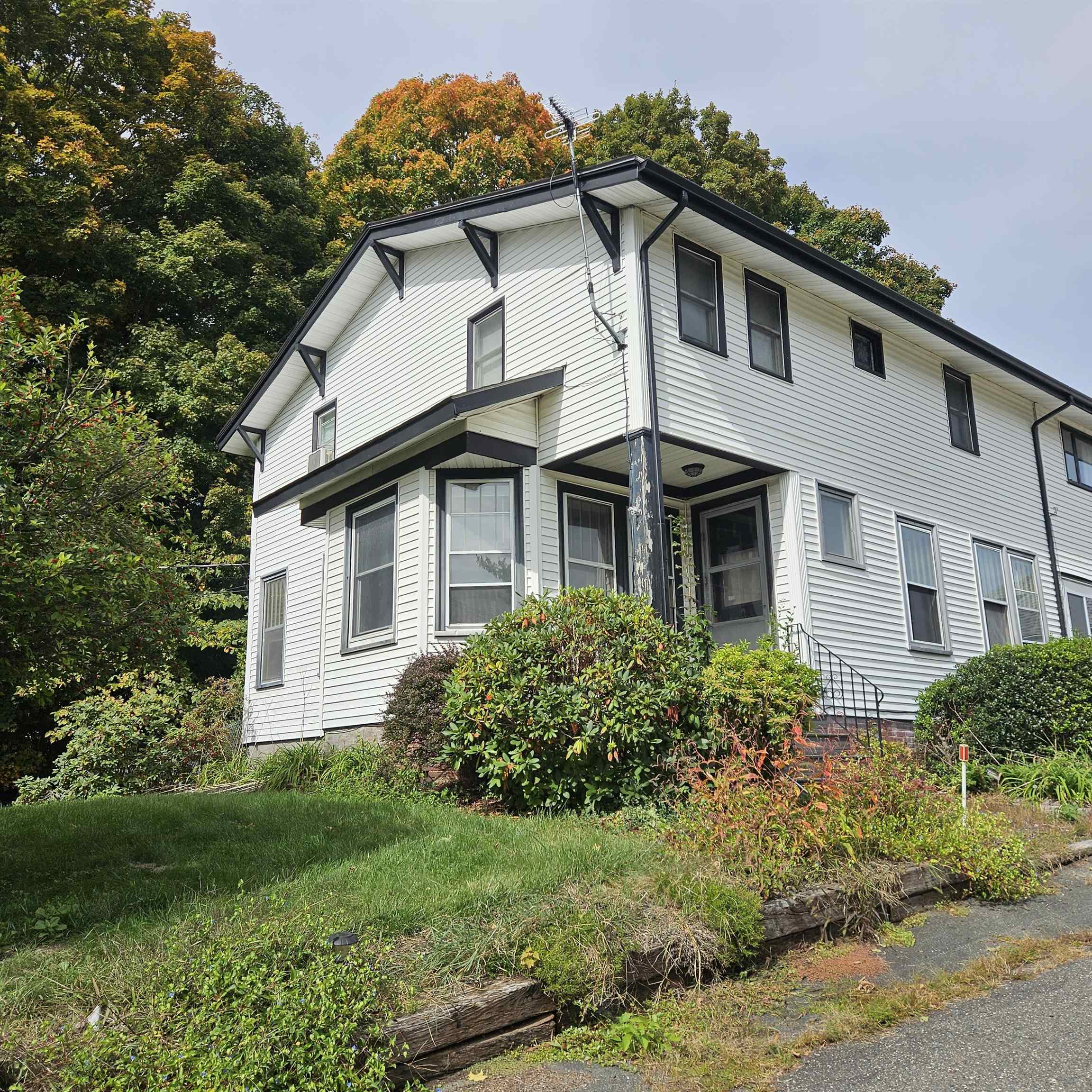 8 Main Street Atkinson, NH 03811 - Photo 2 of 14 Gallery Image 2