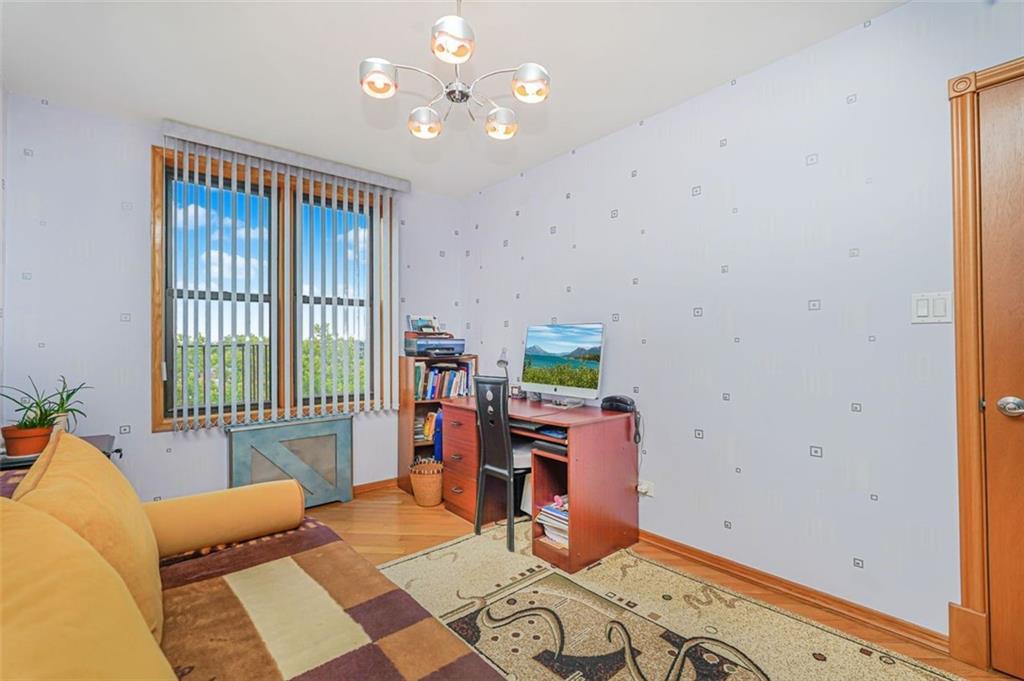 2685 East 7th Street, Unit 6P Brooklyn, NY 11235 - Photo 18 of 25