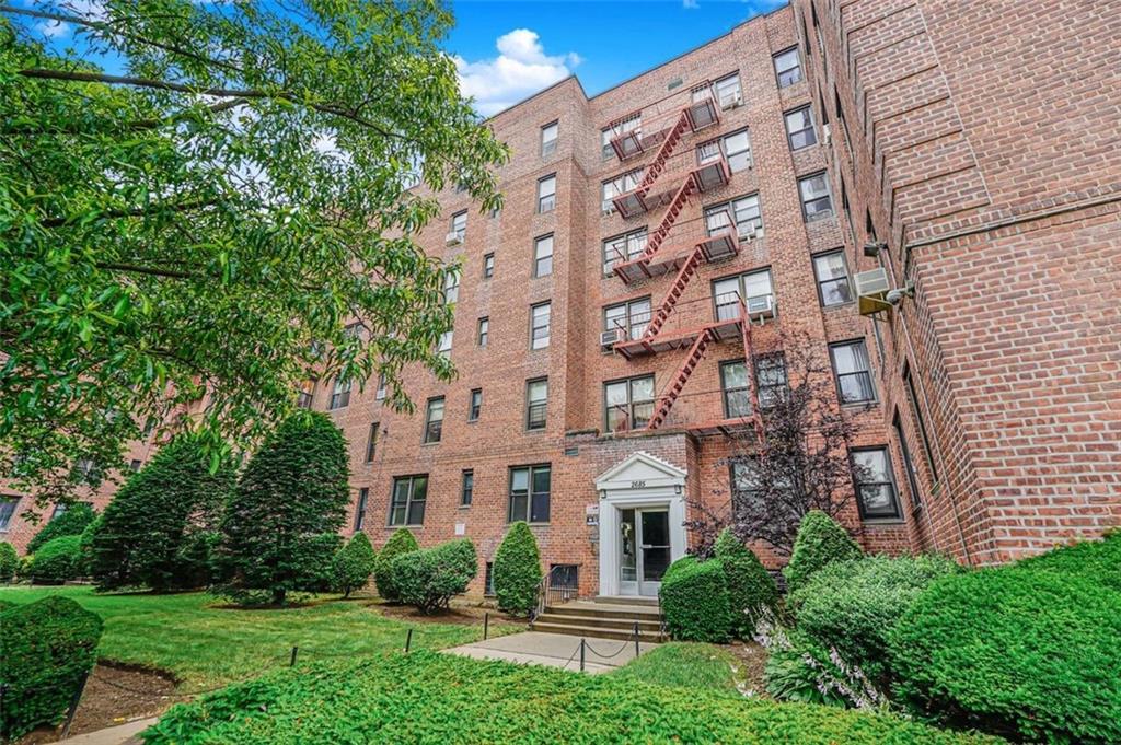 2685 East 7th Street, Unit 6P Brooklyn, NY 11235 - Photo 23 of 25